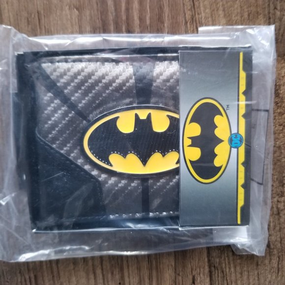 DC Comics Batman Bifold Wallet - Picture 8 of 11